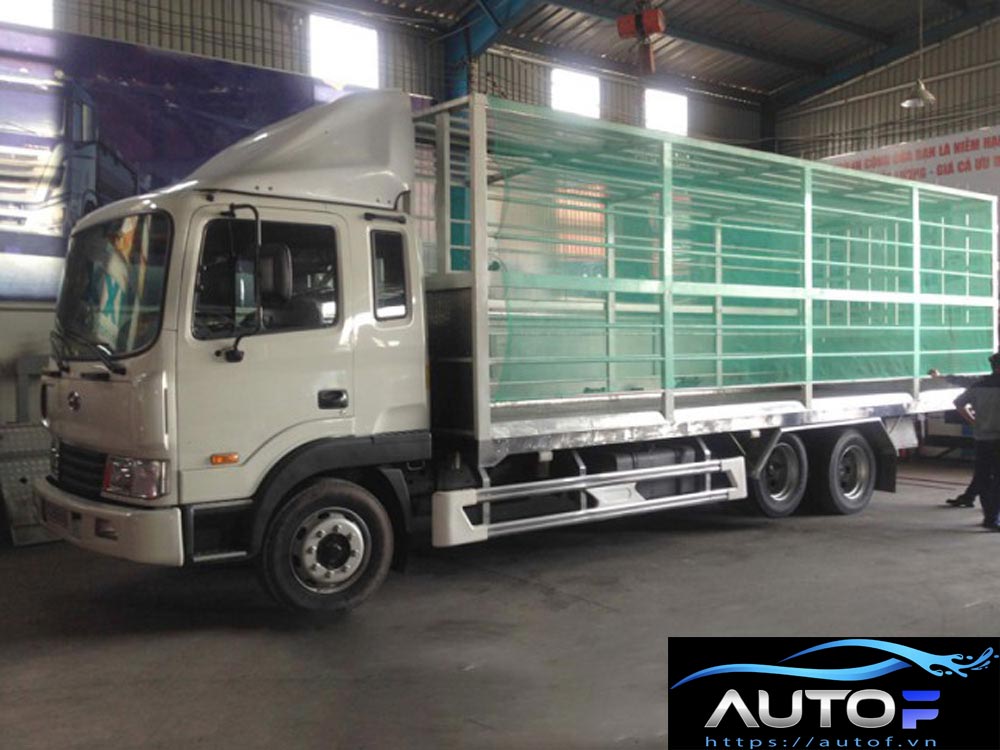 3 mẫu xe tải thùng Hyundai chuyên dùng để chở gia súc, heo lợn