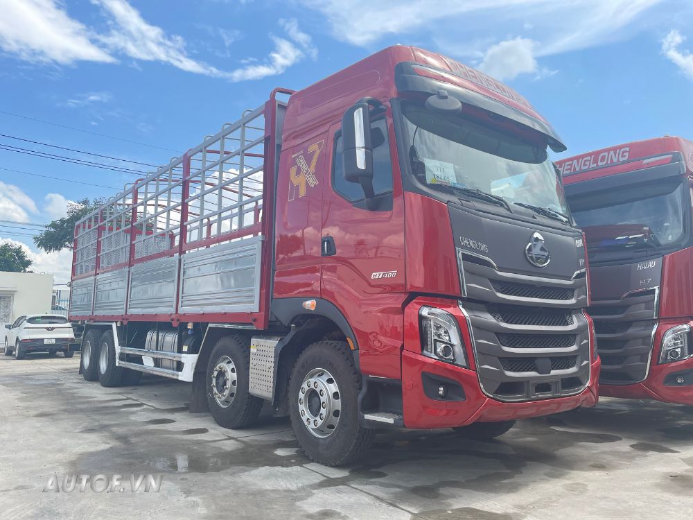 Xe tải ChengLong 4 chân H7 400HP thùng 9m7 cao 2m53