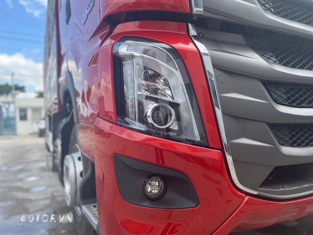 Xe tải ChengLong 4 chân H7 400HP thùng 9m7 cao 2m53