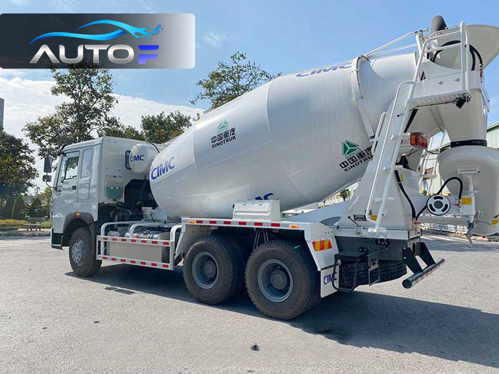 Xe Howo VX350 bồn trộn bê tông 12 khối